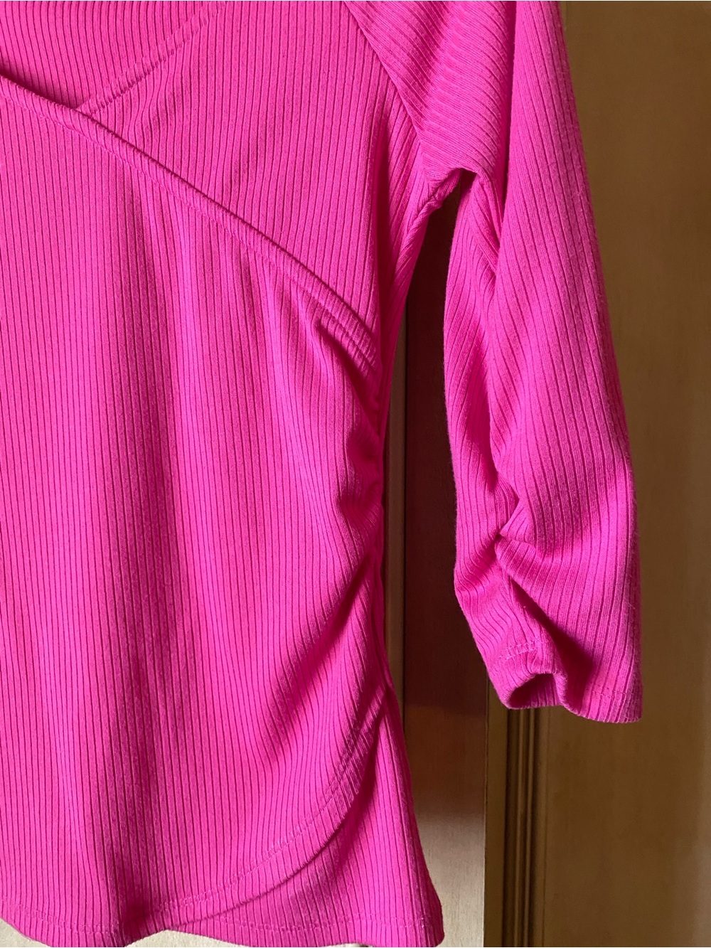 NEW Jennifer Lopez JLO Pink Women's 3/4 sleeves wrap top, size small - Picture 2 of 5